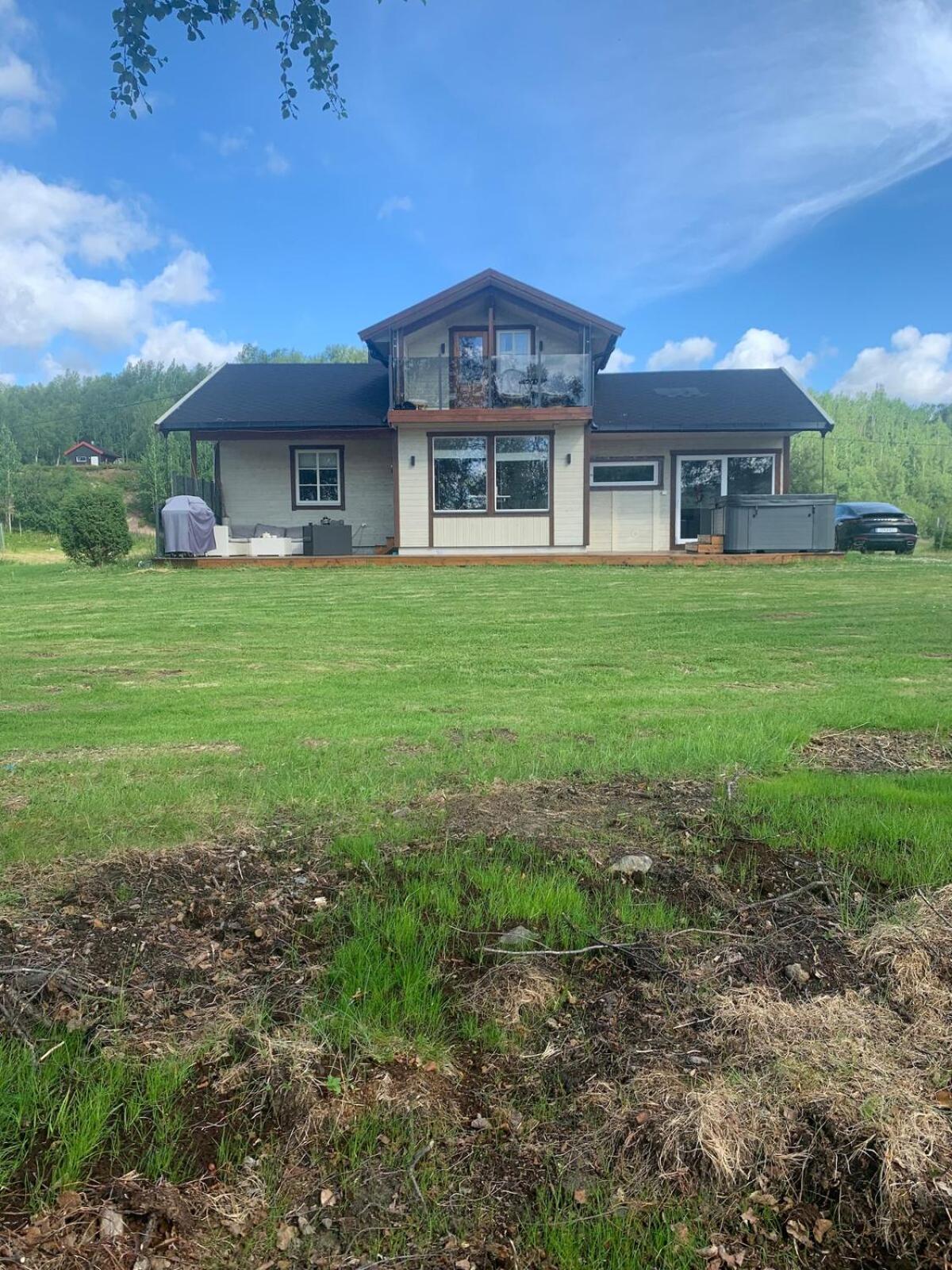 Cottage With Good Standard Next To Neiden River エクステリア 写真